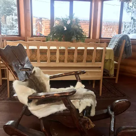 Lodge Polyanitsa окремий з каміном