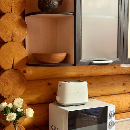 Polyanitsa окремий з каміном Lodge Bukovel