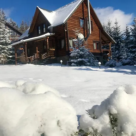 Polyanitsa окремий з каміном Bukovel