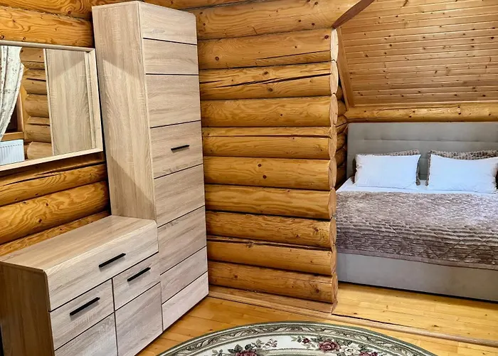 Orman Evi Polyanitsa окремий з каміном Bukovel