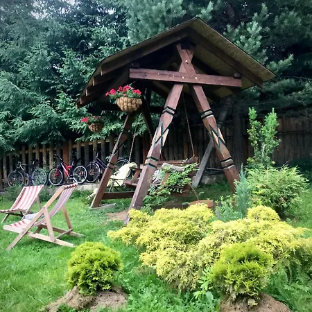 Polyanitsa окремий з каміном