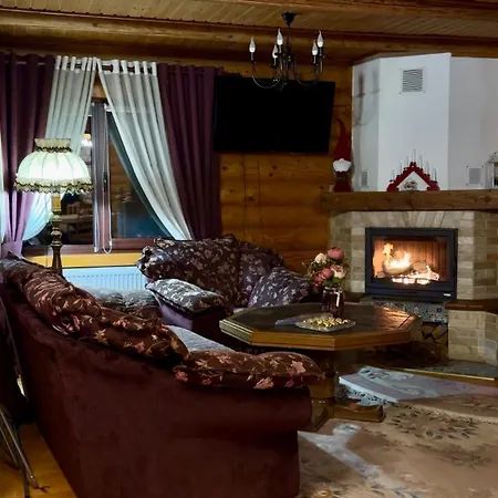 Polyanitsa окремий з каміном * Bukowel